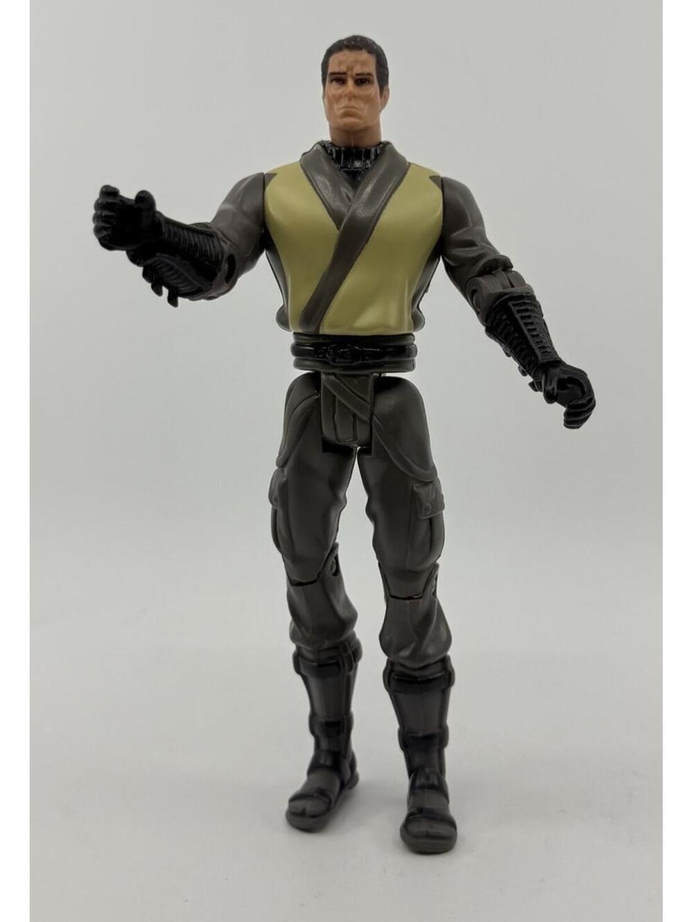 Batman Begins Ninja Bruce Wayne Action Figure 5.5" Vintage 2005 Kenner DC Comics